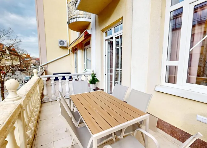 Apartment White Lotus - 50 M From Thermal *